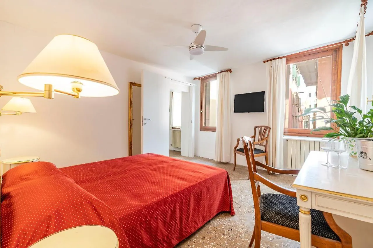 San Luca Flats Aparthotel Venetië